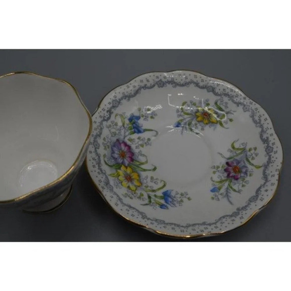 Royal Albert Gem Teacup &  Saucer - Picture 7 of 9